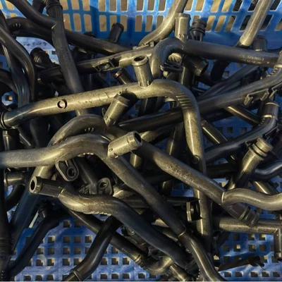 03L121065F is suitable automobile water pipe
