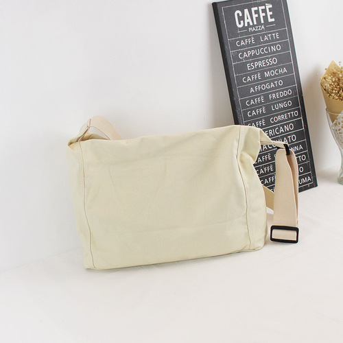 Korean style simple and elegant canvas bag, plain single shoulder bag, casual fashion men and women couple crossbody bag