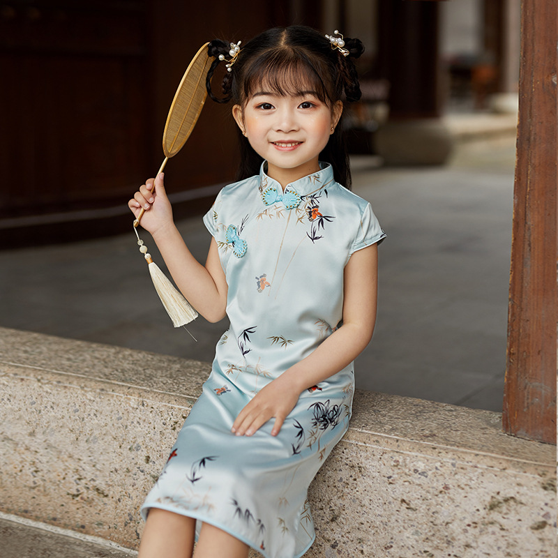 Uşaq üçün Çin üslubunda Qipao və Hanfu paltarı