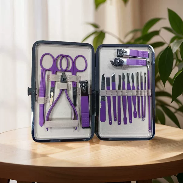 Confused purple 18 pieces suit peeling beauty tongs manicure pedicure combination