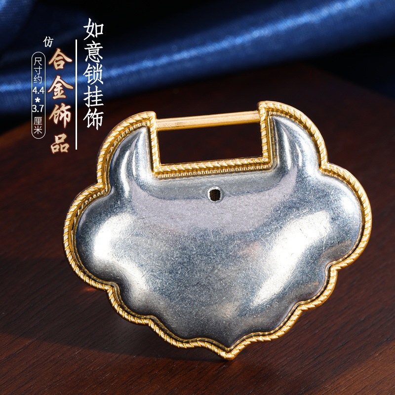 宋錦藍染刺繍部品のネジの下に髪を支えて布を包みます。|undefined