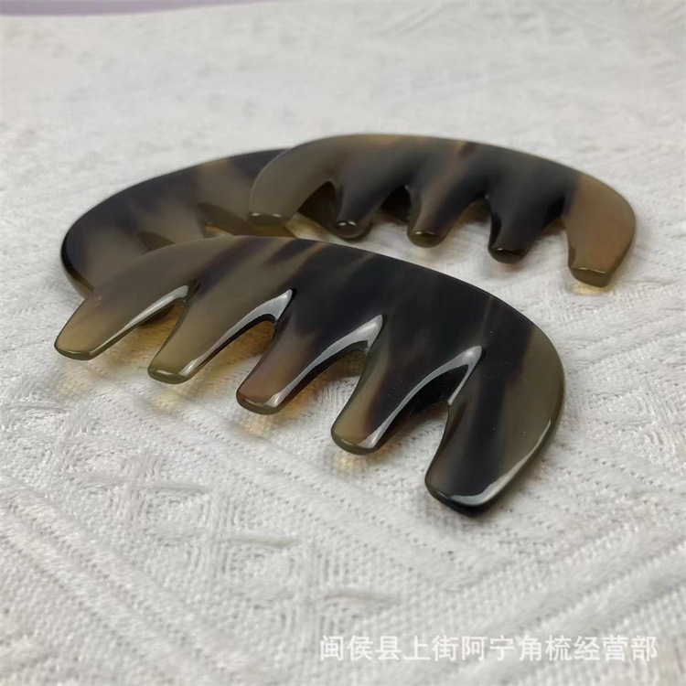 Natural Horn Five Tooth Comb Thickened Head Massage Comb for Scalp Care and Meridian Grooming overview