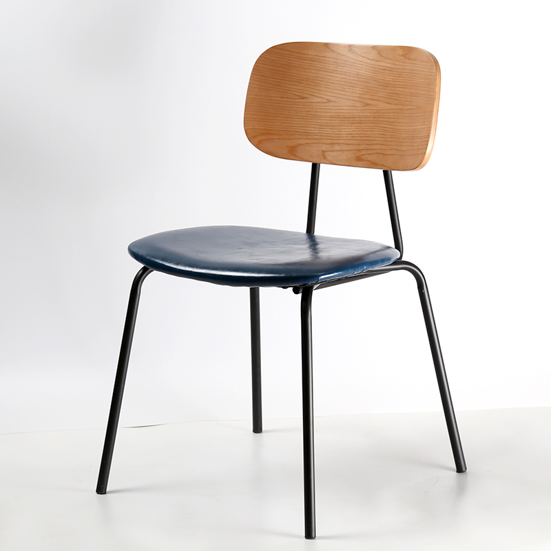 블랙 피트 + 로얄 블루 가죽 시트 쿠션 + 라이트 월넛 컬러 후면 패널