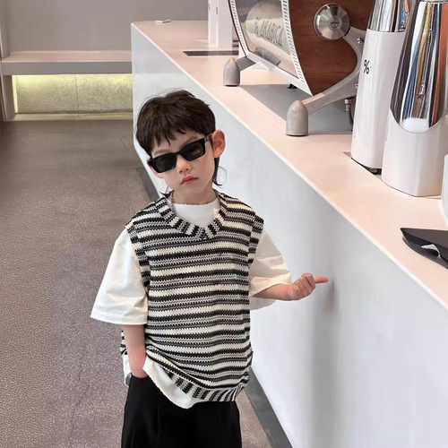 Tairu 2024 spring new Korean version boys versatile striped fashionable vest children's top pullover trendy