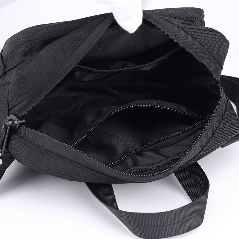 Transfronterizo nuevo bolso de mensajero de los hombres de moda bolsa funcional simple bolsa de almacenamiento digital multifuncional bolsa de pecho al aire libre bolsa de hombro