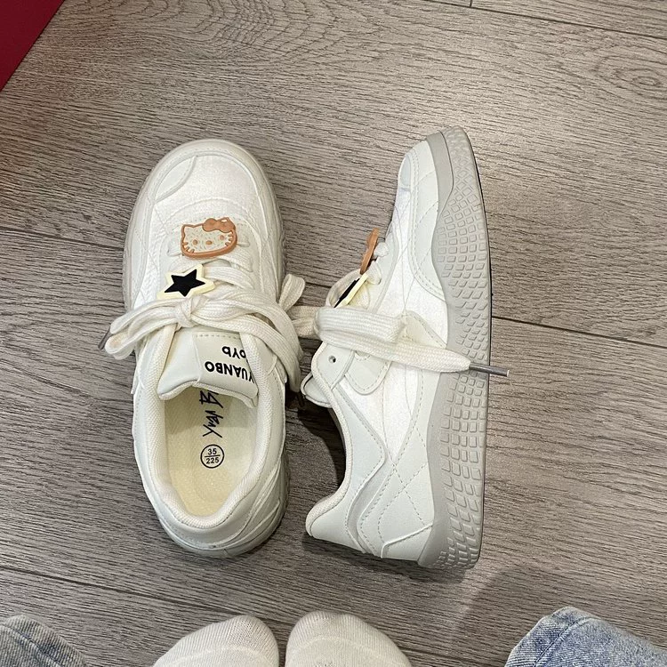 Retro design summer breathable universal white shoes