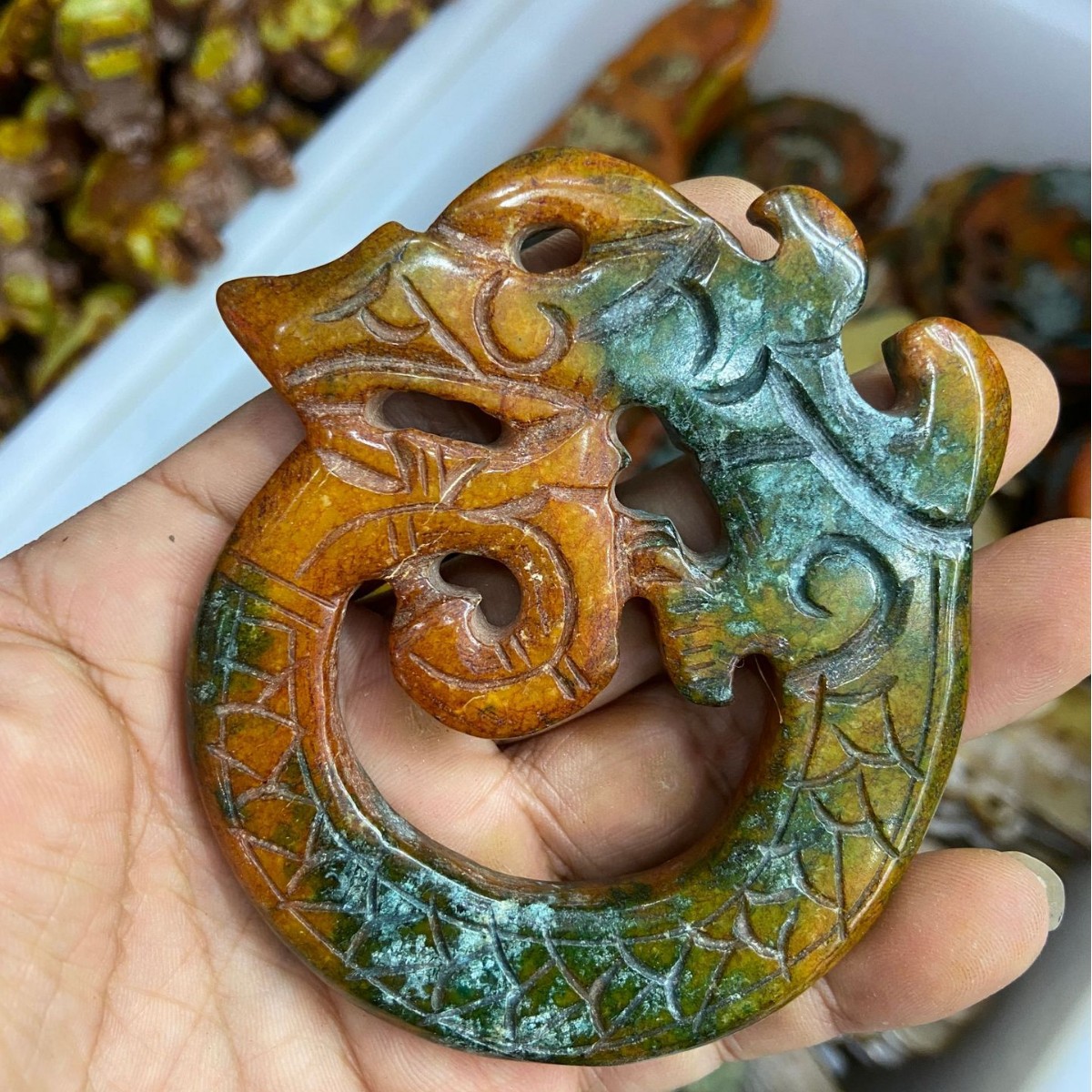 용 모양의 장식품 16