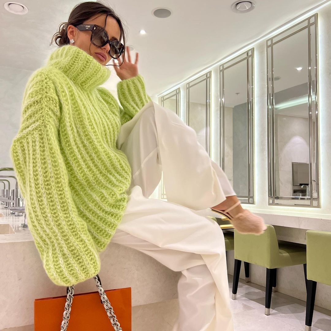 Polyester, Polyacrylonitrile Fiber Fabric Type Regular Top Length Wholesale Women's Simple Style Solid Color Long Sleeve Sweaters & Cardigans