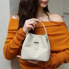 �nʽ�r�г�����֦�yˮͰ��2026�¿���NŮ����������e�ٴ�μ��