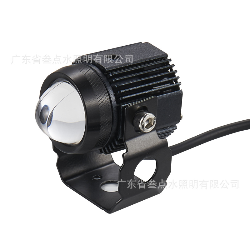 Suministro directo de fábrica motocicleta LED faro Internet celebridad brillante modificado fuerte luz de dos colores amarillo blanco luz lente externa