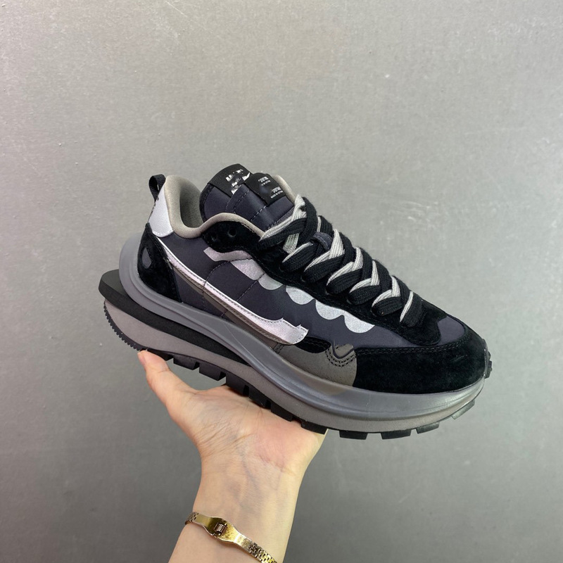 Pure Original Sacai X Vaporwaffle Waffle Third Generation Catwalk Joint Men's and Women's Casual Heightening Sports Shoes