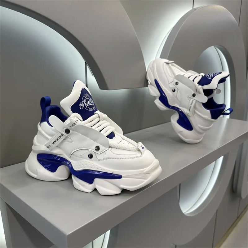 Herrenschuhe im neuen Stil, Oldtimer-Mode, Sommerschuhe in großen Größen, trendige Markenschuhe, grenzüberschreitende Direktlieferung, europäische Herrenschuhe_voghion.com