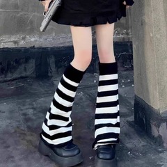 Autumn and winter jk trumpet socks warm woolen loose knitted brown striped long stockings leg covers hot girl