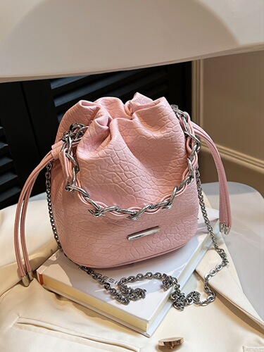 This year's popular niche design bags  new women's bags, Western style and versatile chain crossbody bag, super popular bucket bag