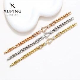 耳环;耳钉;项链