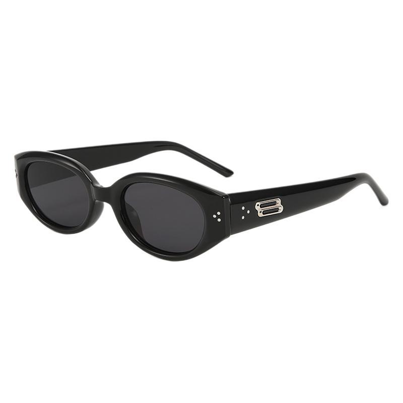 Nuevas gafas de sol Gafas de sol de ojo de gato Gafas de sol delgadas para mujer Gafas de sol anti-ultravioleta Advanced Sense Retro Black Frame
