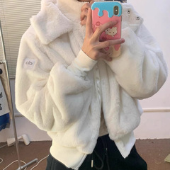 Alo 24yoga天井ケン豆と同じ柔らかい保温ウサギのベルベットの帽子の短いコート