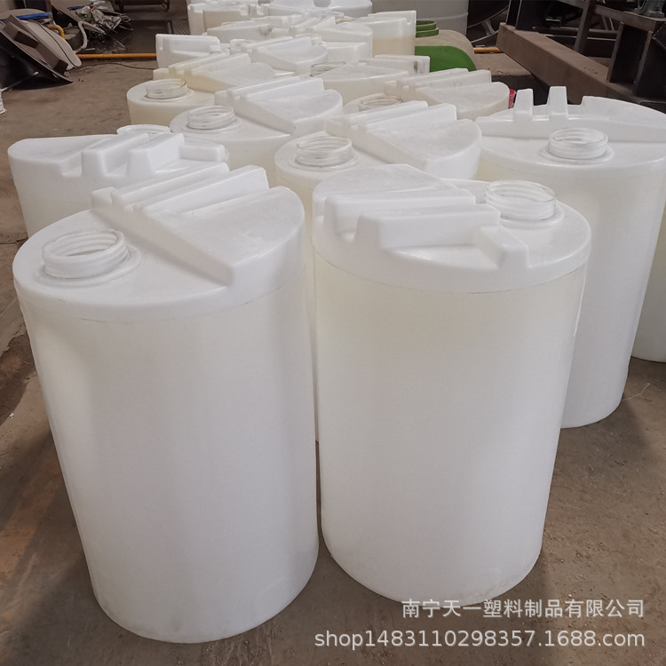 湛江锥底平底加药箱,2立方塑料搅拌桶,10吨溶药搅拌罐滚塑