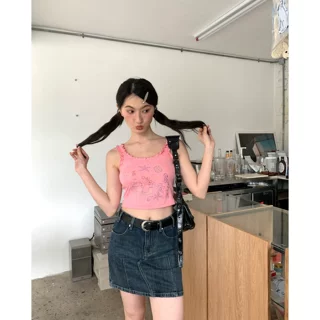 原创人鱼刺绣吊带小背心女夏季新款小个子修身短款上衣