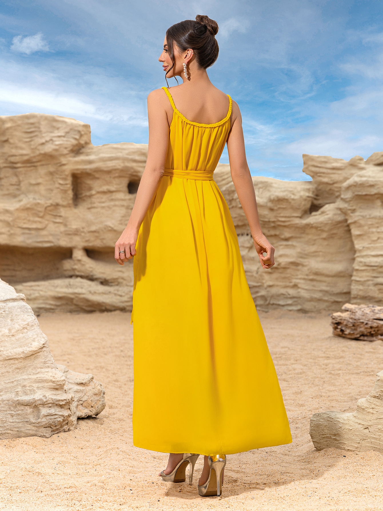 Verano nuevo estilo Bali playa vacaciones amarillo playa falda mujer retro delgado vestido coreano super hada falda larga