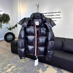 Montbeliard M家冬季纯色连帽外套蒙口羽绒服三色织带男款