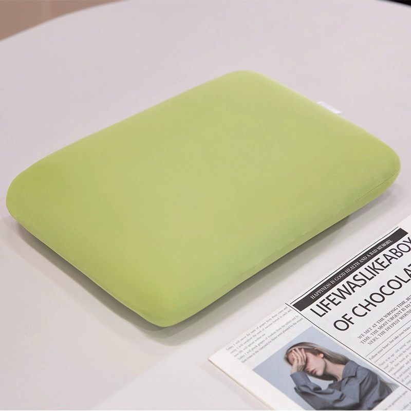 Silk children's summer pillow for sleep at lunchtime for elementary school students