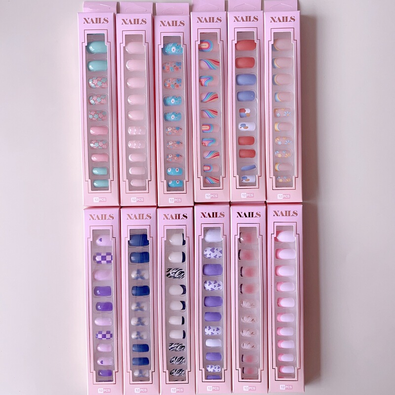 Foreign Trade Medium-Sized European-Style Wearable Manicure 12-Piece Boxed Checkerboard Flower Heart Wearable Nails with Various Nail Pieces