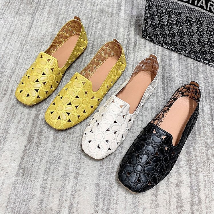 Zapatos individuales de cabeza cuadrada para mujer 2025 nuevos zapatos bordados para mujer zapatos de verano huecos para mujer zapatos de frijoles planos para mujer