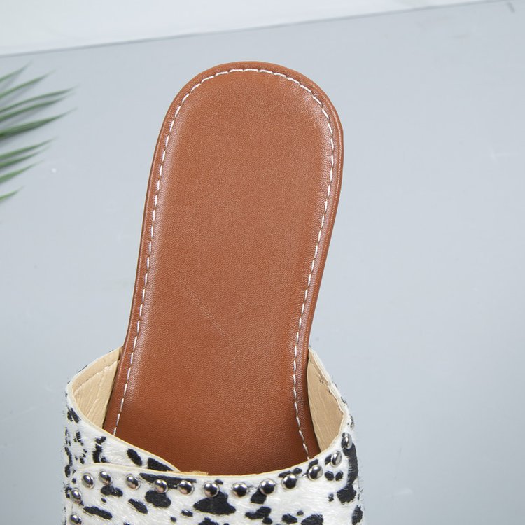 Women's Casual Cow Pattern Leopard Round Toe Slides Slippers display picture 42