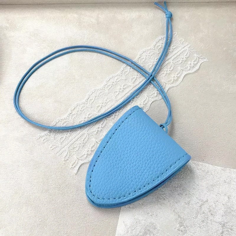 挂脖磁吸皮革墨镜夹项链女眼镜夹挂绳脖子衣服装饰挂链毛衣链配饰|undefined