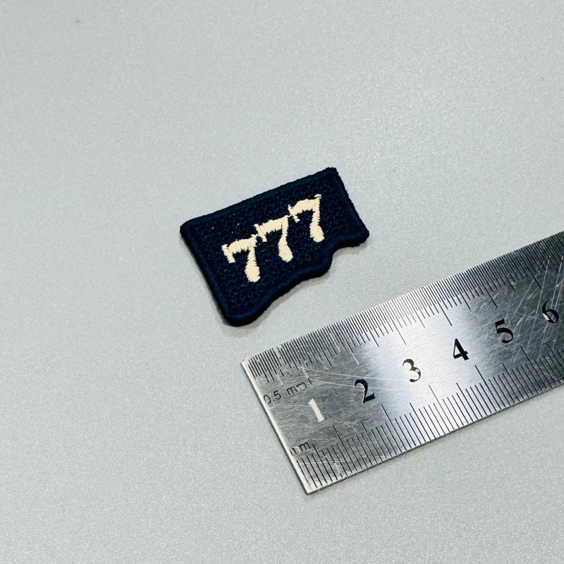 刺绣标45456323.jpg