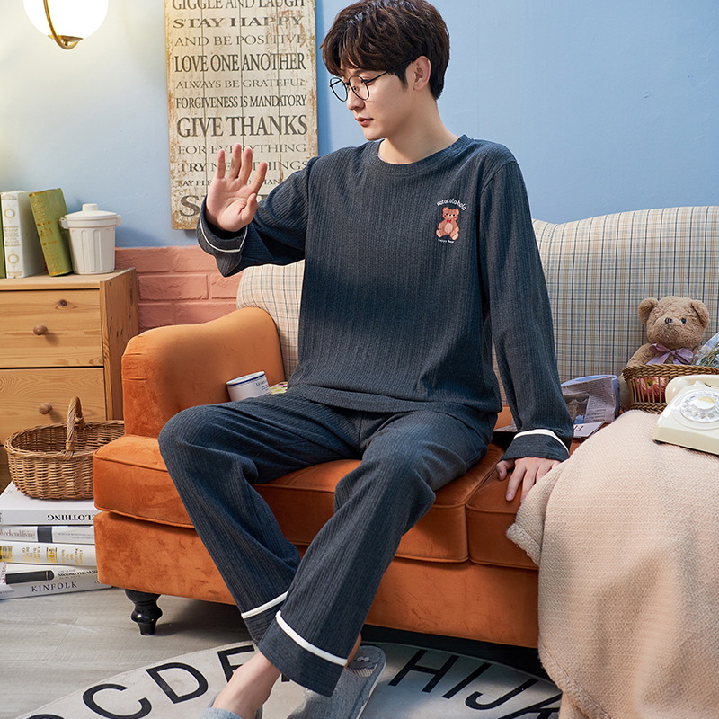 Pijamas de los hombres otoño y el invierno manga larga 2022 nueva historieta oso violento otoño se puede usar fuera juventud homewear