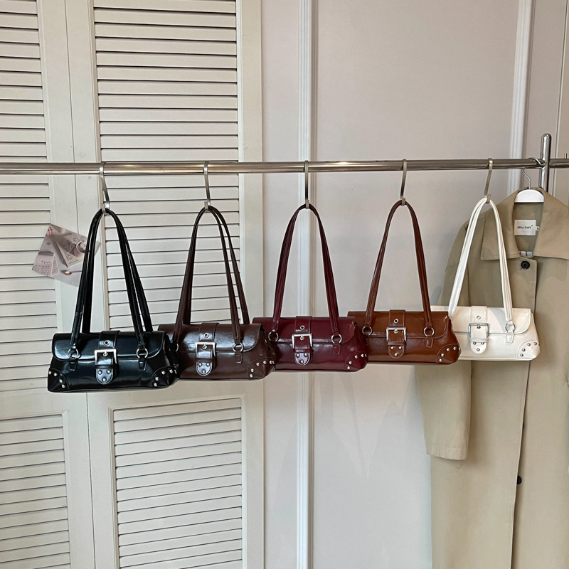 European and American Trendy Fashion Retro Underarm Bag for Women 2026 New Style Textured Studded Women's Commuter Bag Single-Shoulder Baguette Bag