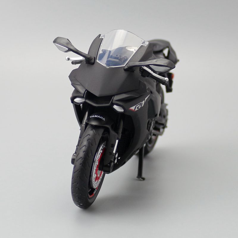 雅马哈YZF-R1 (9).JPG