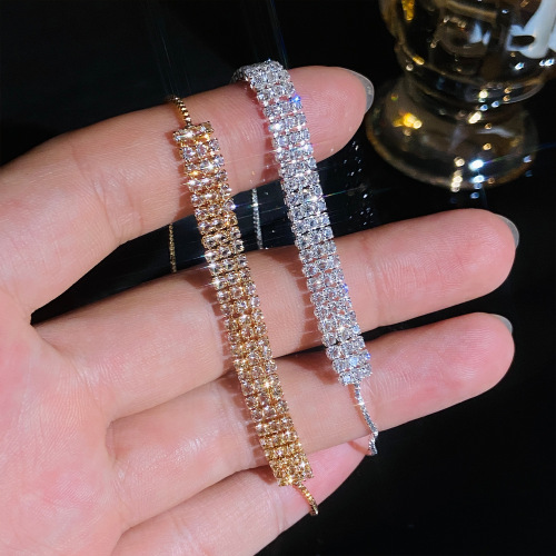 Stud-Set Bracelet for Women, Instagram-Favorite Light Luxury Niche Design, Full-Diamond Pull-Tab Style, European & American Fashion Claw Chain