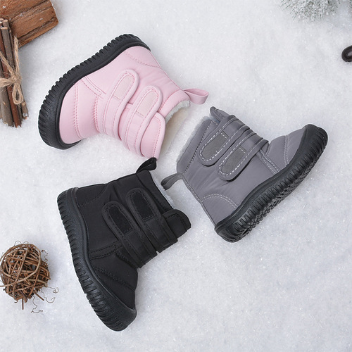 Winter cotton shoes, lightweight and fleece-lined—children's snow boots, casual baby girls' shoes, soft-soled Velcro-fastened warm boots for girls.