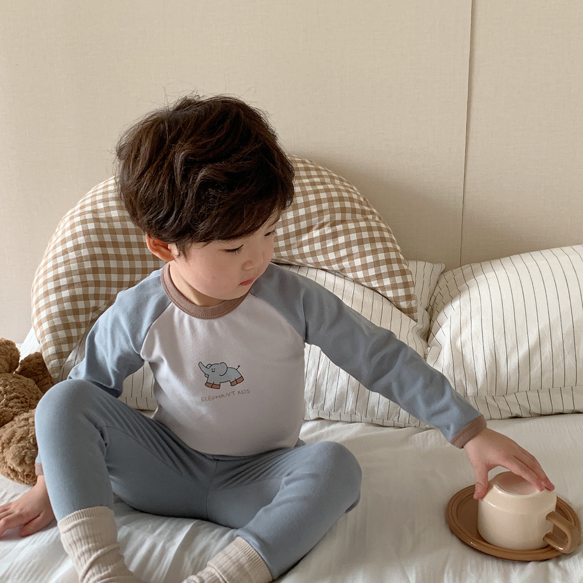 대조 라글란 소매 코끼리 블루