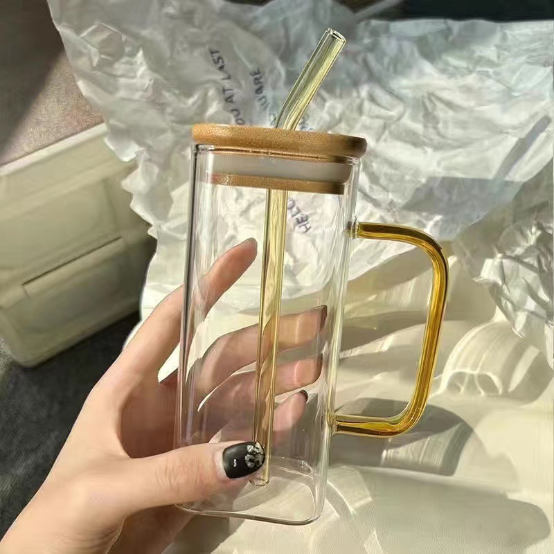 Cristal cuadrado de alta gama de alto aspecto estilo retro nuevo resistente al calor hogar a prueba de explosiones de negocios taza de agua borosilicato taza de té
