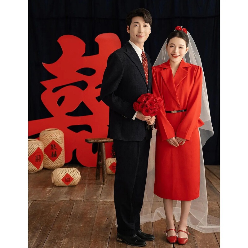 Retro Bride Hong Kong Style Wedding Dress Toasting Dress Same Day Casual Home Engagement Dress 8090S Red Suit for Women