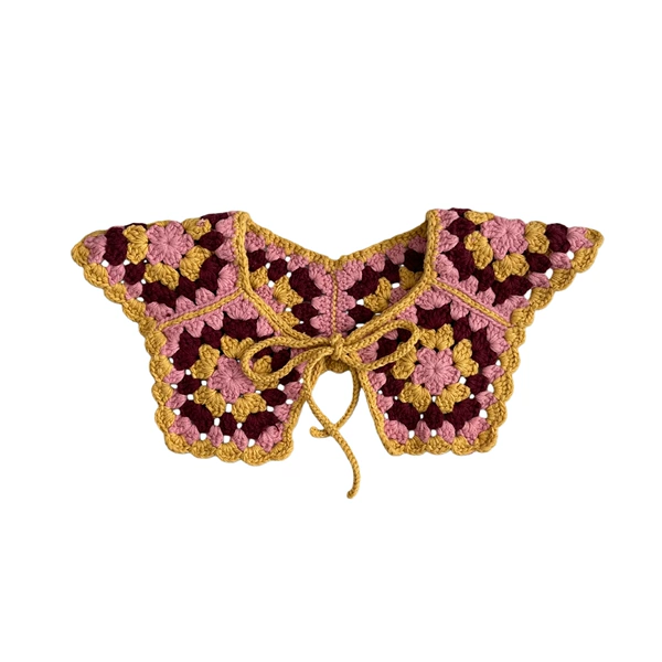 Burgundy color-blocked hand-crocheted collar