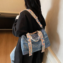 �¿�r��ţ�в����s����С�����߼��|�К��|С���OӋ�μ�б��Ů��