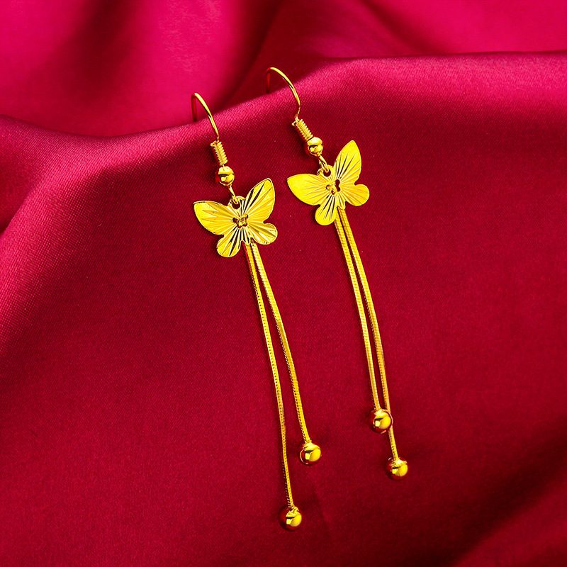 Fashionable earrings