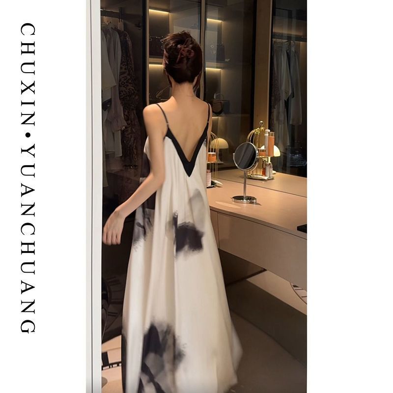[Moyan Silver Moon] French High-End Style Nightgown with Breast Pads and Beautiful Back for Women to Slim down the Waist and Can Be Worn Outside the Pajamas Skirt