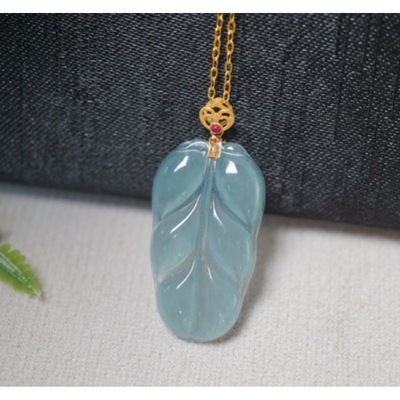 Emerald Set Leaf Jinzhiyuye Pendant Pendant Necklace clavicle Ice Blue Water jewelry Accessories
