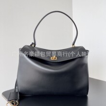 高版巴黎B家Rodeo Drive bag 托特包小牛皮大容量锁扣手提凯莉包