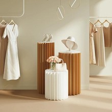 ♔十八纸展示台圆柱产品展示架中岛橱窗圆形陈列架服装店折叠模特