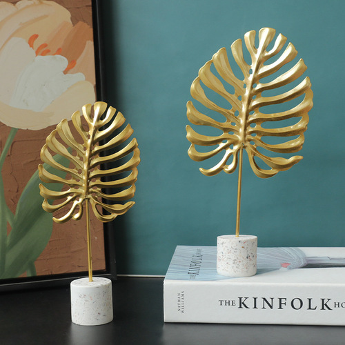 Modern light luxury TV wine cabinet decoration ornaments creative monstera home living room room tabletop decoration