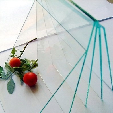 6MM浮法玻璃原片，透明玻璃原片可出口可钢化玻璃高透