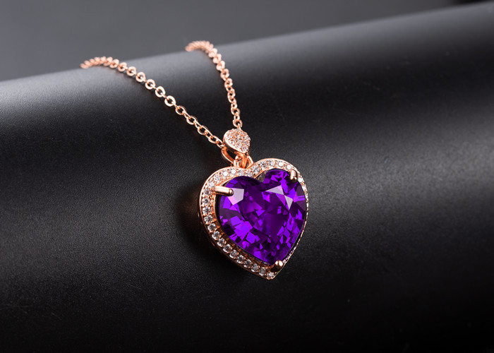 Korean fashion heartshaped amethyst pendant full diamond love heart pendant necklace simple jewelrypicture5