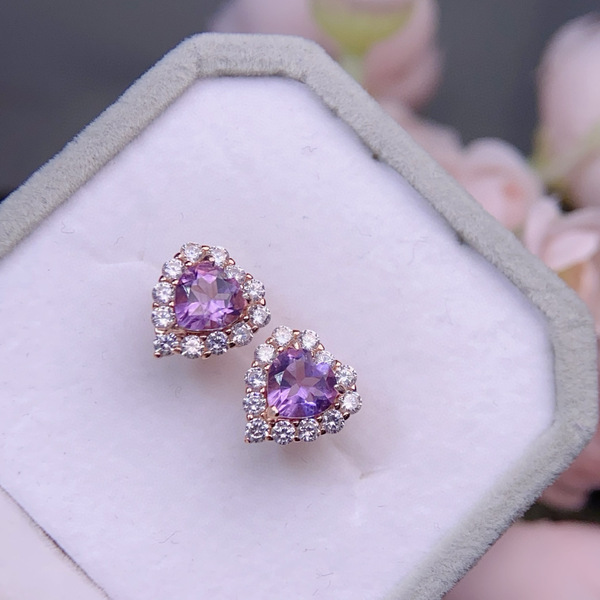 Fresh organic crystal earings with amethyst